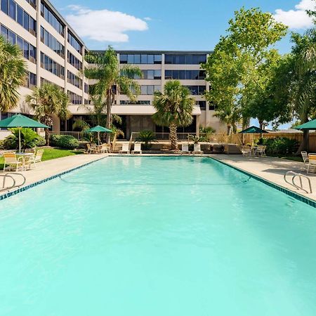 La Quinta By Wyndham New Orleans Airport Hotel Kenner Exterior photo