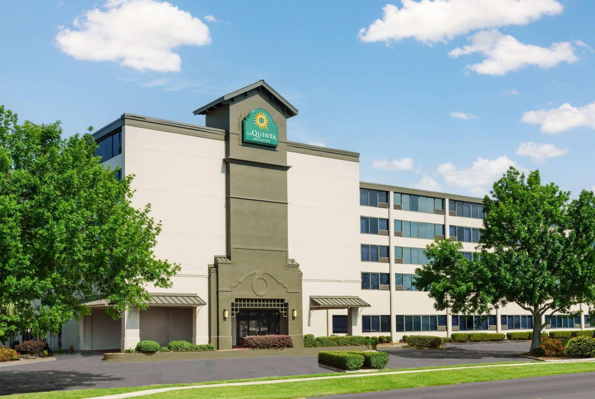 La Quinta By Wyndham New Orleans Airport Hotel Kenner Exterior photo